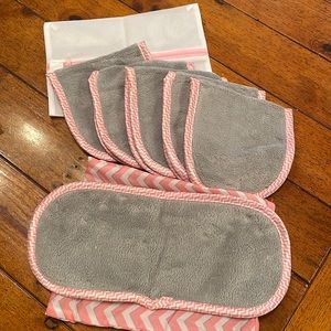 Fresh Face natural makeup remover cloths